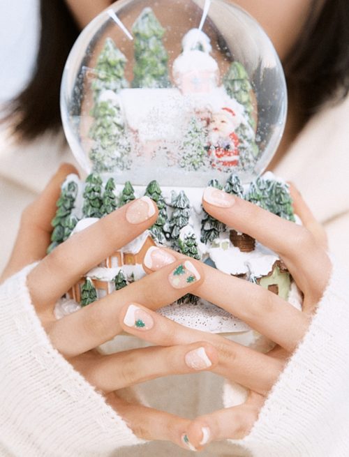 ohora Semi Cured Gel Nail Strips N Snow Globe closeup