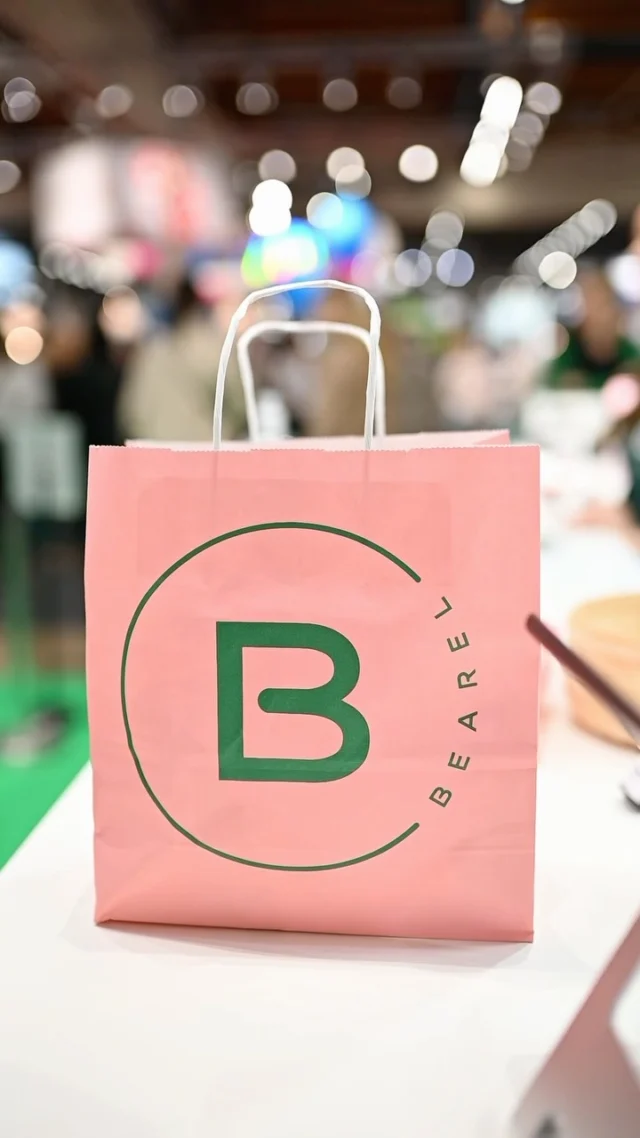 Vieläkin fiilistellään viime vuoden I Love Me -messujen ihanaa tunnelmaa ja kohtaamisia! ✨ 
Tänä vuonna pistetään vielä paremmaksi, kun Bearel ja GlowStation yhdistävät voimansa samalla messuosastolla! 🫶

LUVASSA HUIKEITA MESSUTARJOUKSIA:

💚 Kaikki normaalihintaiset tuotteet –30 %

🩷Valitut kangasnaamiot 7 kpl / 10 €

🤑Outlet-löydöt vain 5€, 10€ ja 15€

🛍️ Goodie Bageja kaupan päälle yli 15€ ostoksiin! (300kpl/päivä)

Tule tekemään parhaat K-Beauty-löydöt! 😍

📍 Osasto 6e50

📅 16.–18.10.2026
Nähdään messuilla! 💚

@iloveme_official
#ILoveMe #ILoveMe2026 #Bearel #GlowStation #KBeauty KorealainenKosmetiikka